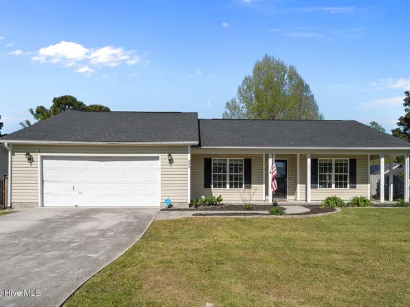 300 Carlisle Court, Jacksonville, NC 28540