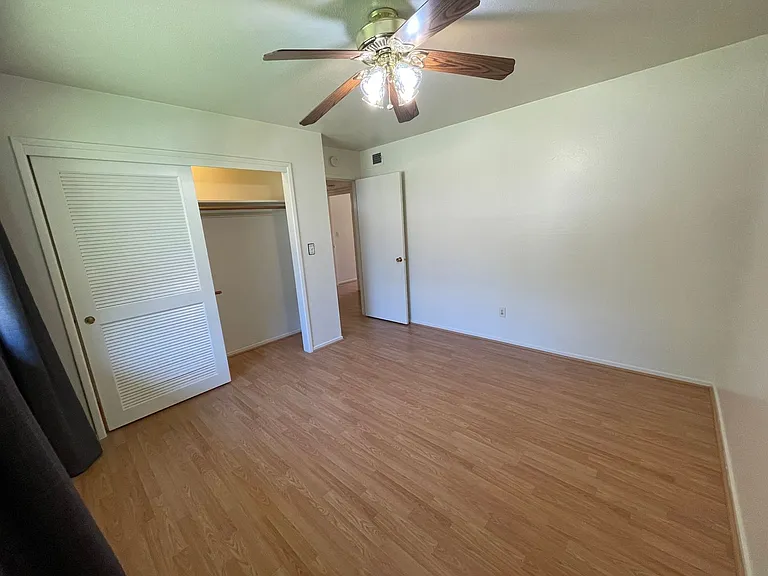 617 W Granger Ave #34 — Photo 21