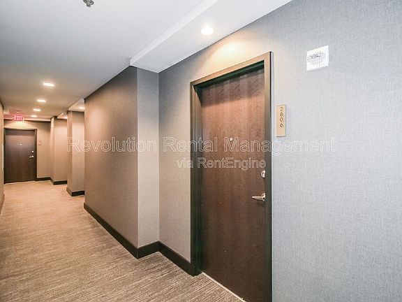 4th image of 855 Peachtree St NE Unit 2806