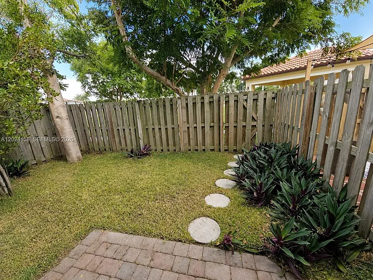 3354 SE 2nd Ct — Photo 16