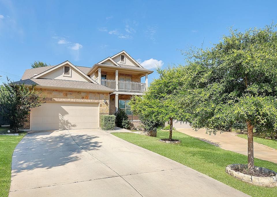1st image of 153 Crescent Heights Dr