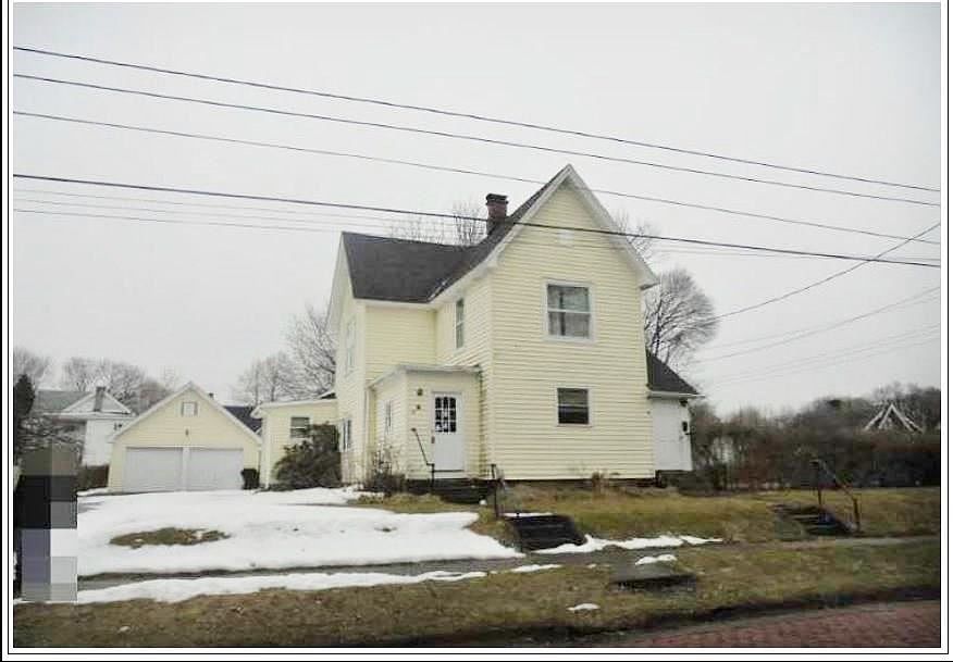 2nd image of 31 Hall Ave