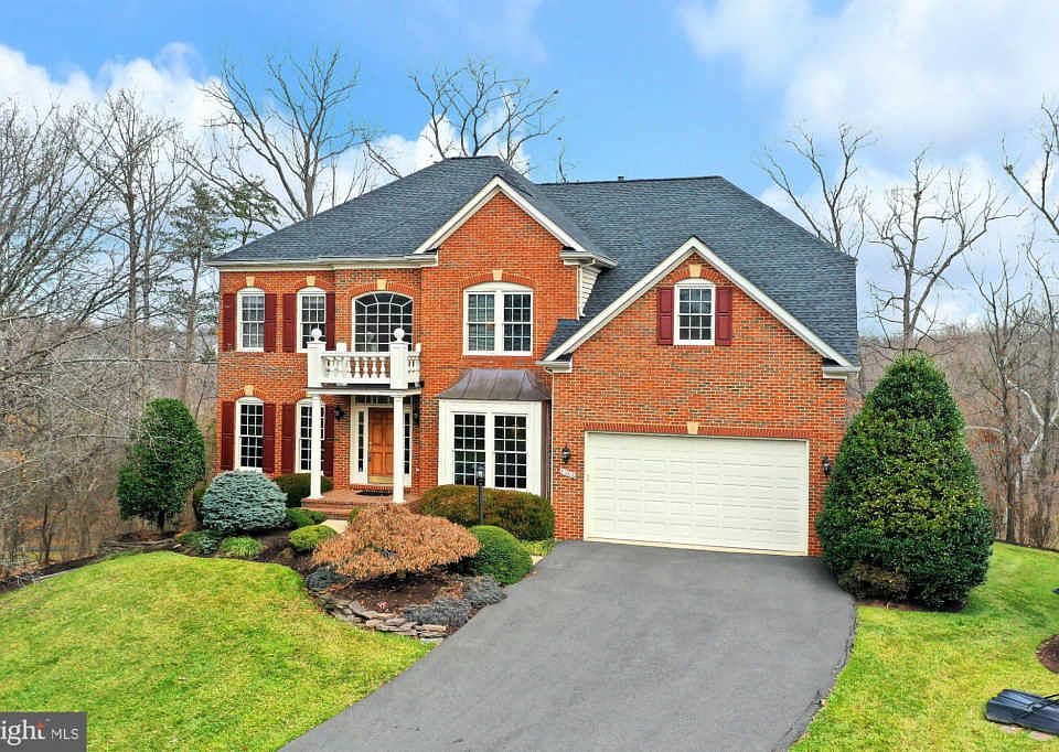 1st image of 21016 Glendower Ct
