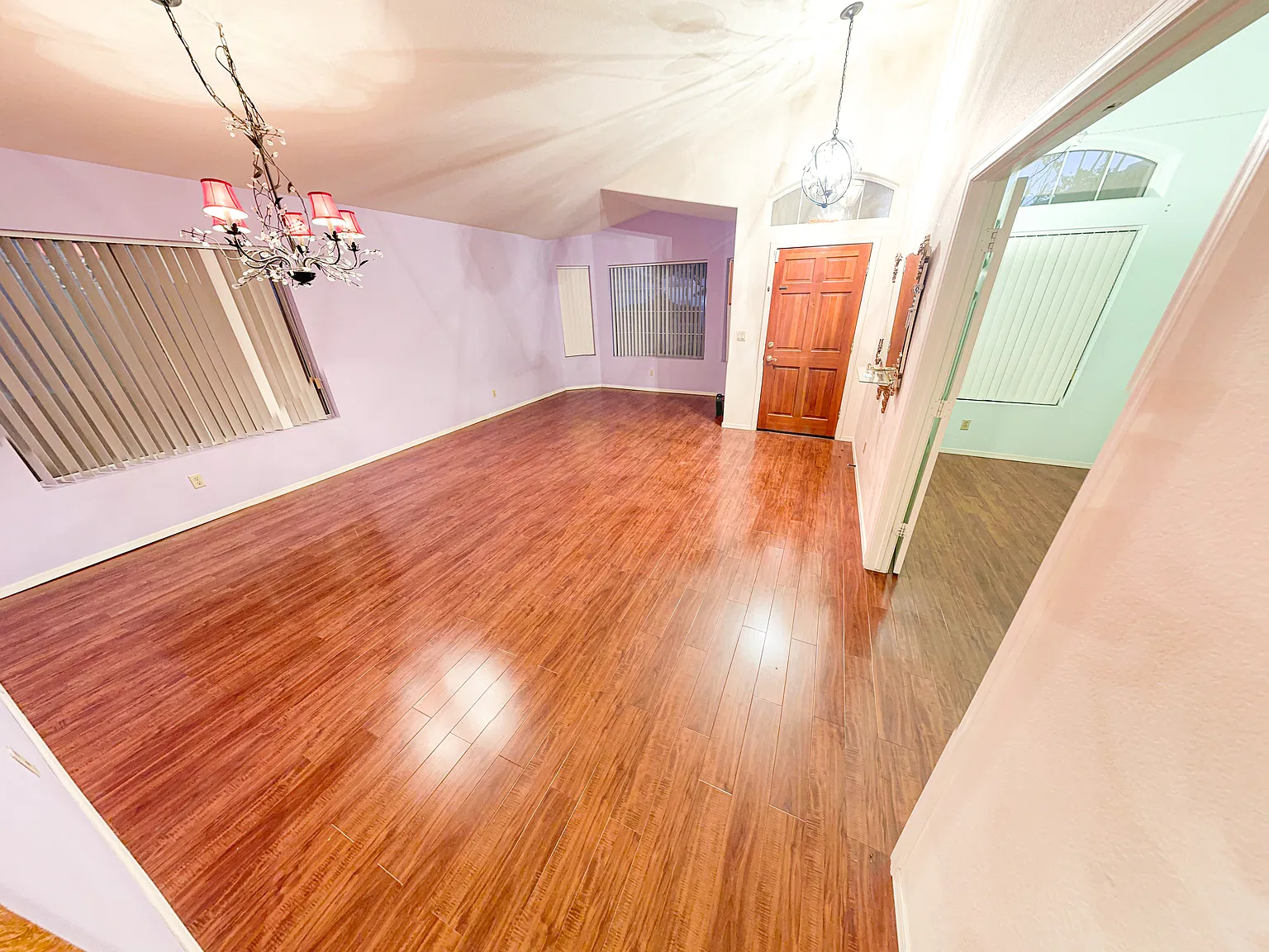 3 bed, 1744 sqft, $2,600 — Photo 3