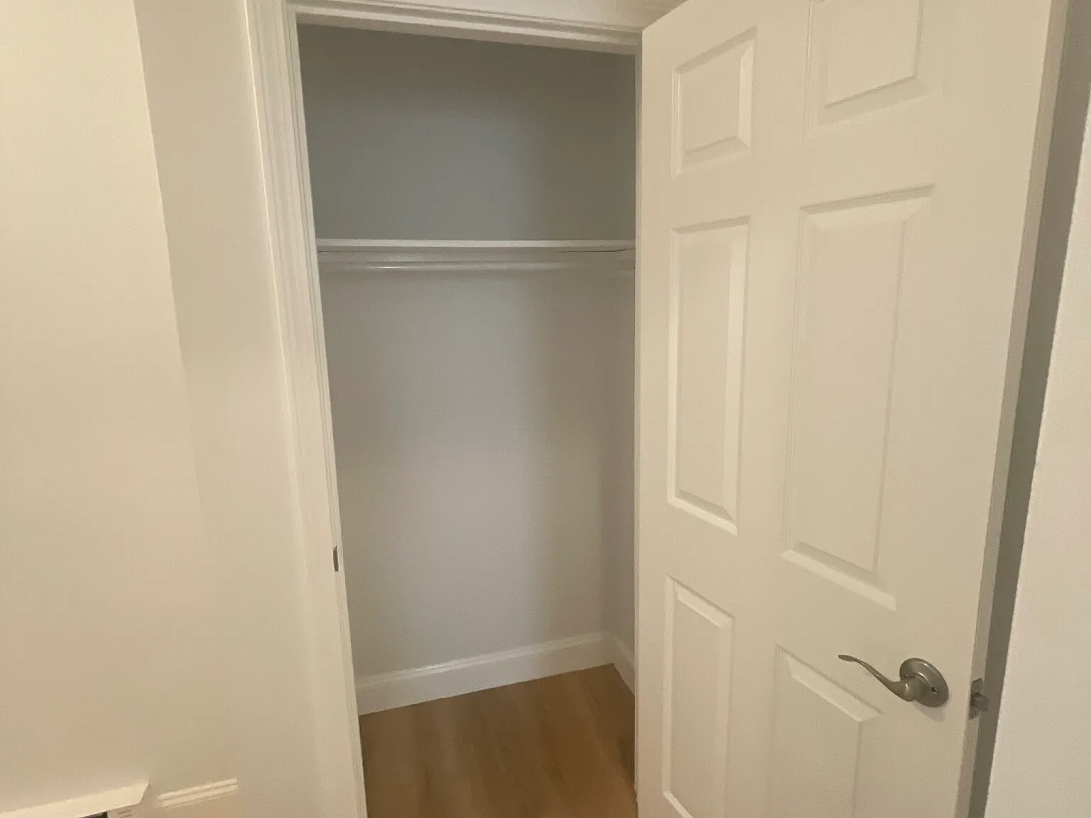 2 bed, 1.0 bath, $3,450 — Photo 4