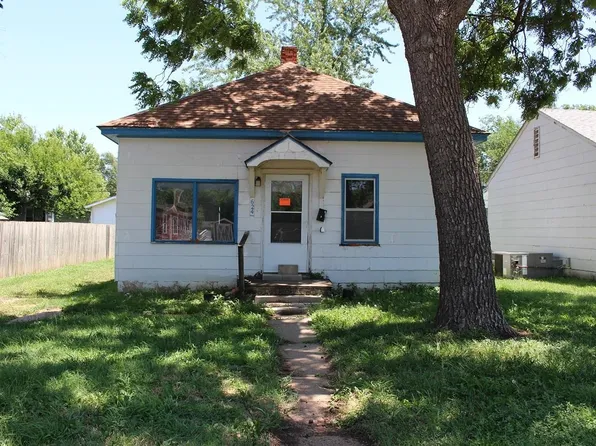 624 N High St, El Dorado, KS 67042