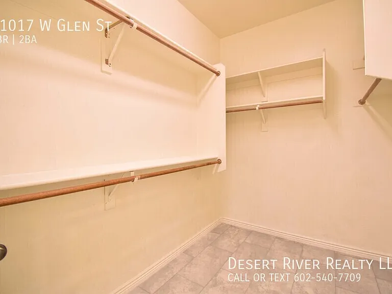 21017 W Glen St — Photo 14