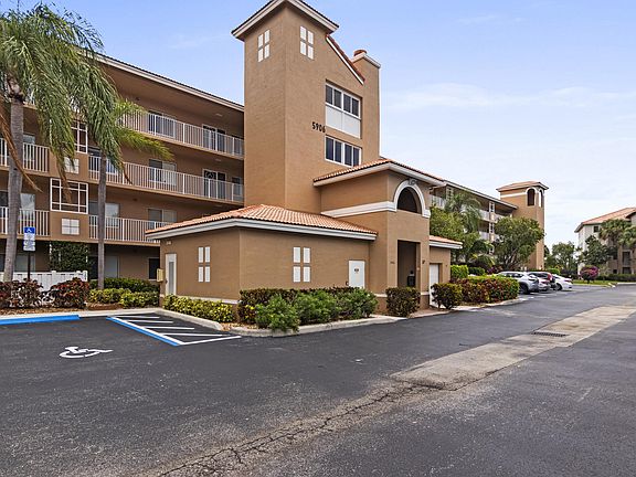 2nd image of 5906 Crystal Shores Drive #202