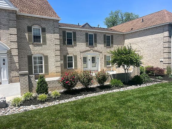 2nd image of 1000 Country Club Rd #42