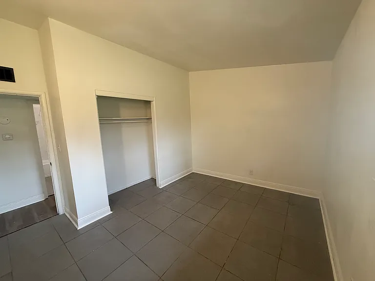2916 Williams Ave — Photo 18