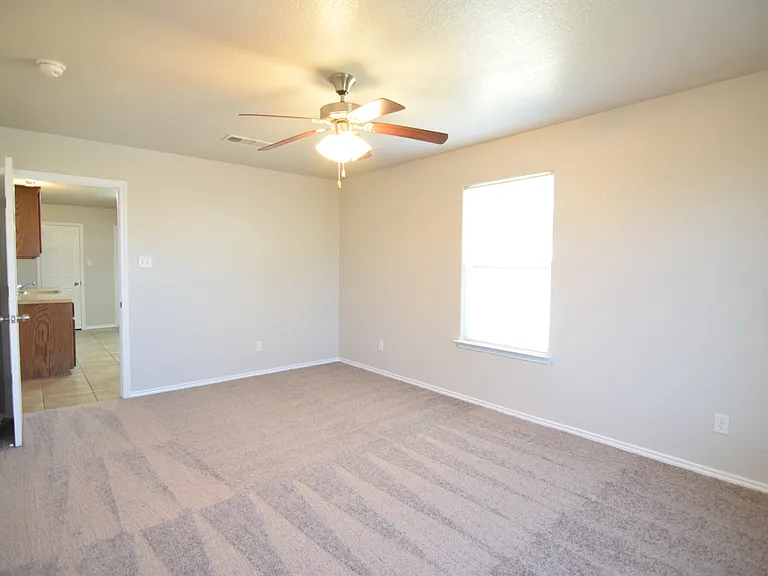 403 Constellation Dr — Photo 7