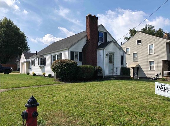 2nd image of 808 28th St NE