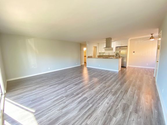3rd image of 3207 Bagley Ave APT 1