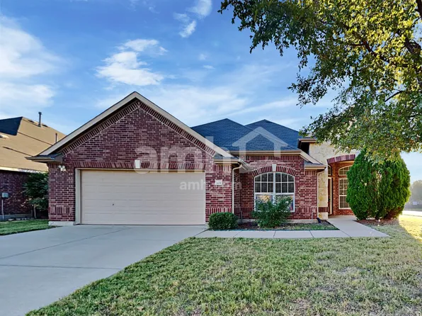 9211 Water Oak Dr, Arlington, TX 76002