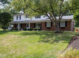 10 Colony Ct, Zionsville, IN 46077