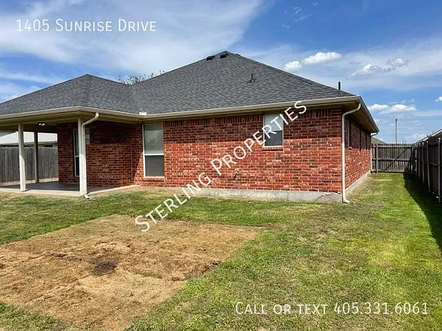 1405 Sunrise — Photo 30