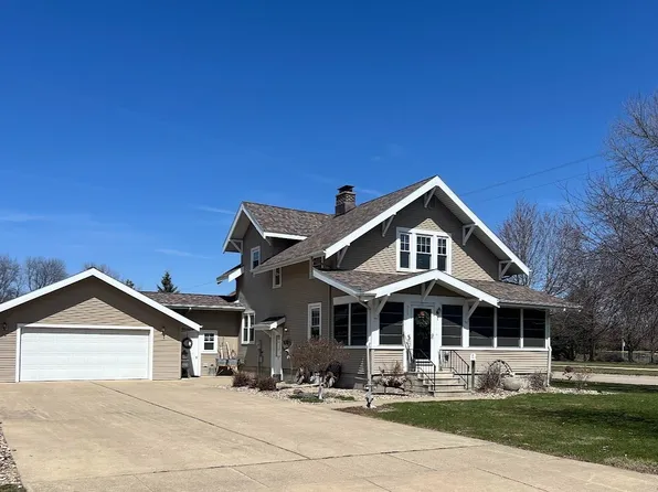 925 E 9th St, Spencer, IA 51301