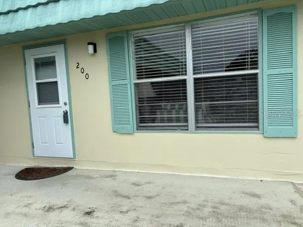 101 Cambridge Trl APT 200, Sun City Center, FL 33573