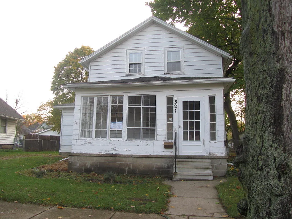 321 S Hamilton St photo 1
