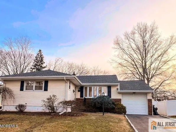 107 Bentley Ave, Old Bridge, NJ 08857