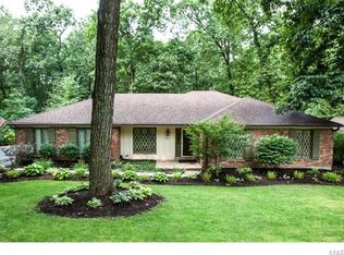 1917 Rustic Oak Rd, Chesterfield, MO 63017