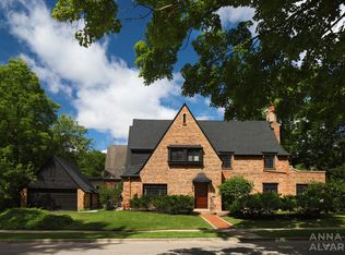 245 Briarwood Ave SE, East Grand Rapids, MI 49506