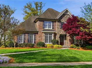 5522 Garden Park Ln, Winston Salem, NC 27106