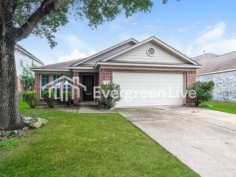 15411 Hickory Dale St — Photo 1