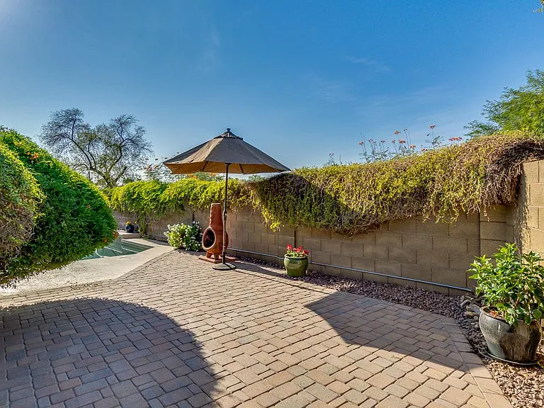 924 N 86th Way — Photo 35