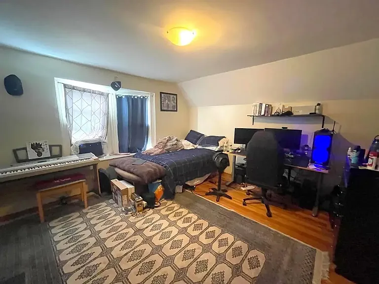23 Curtis St #2 — Photo 12