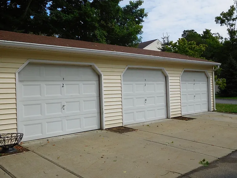 Millstream Apartments — Photo 38