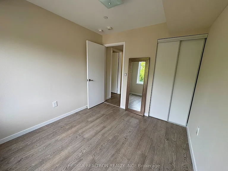 100 Alex Gardner Cir #5 — Photo 22