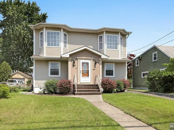 91 Tuella Ave, Elmwood Park, NJ 07407
