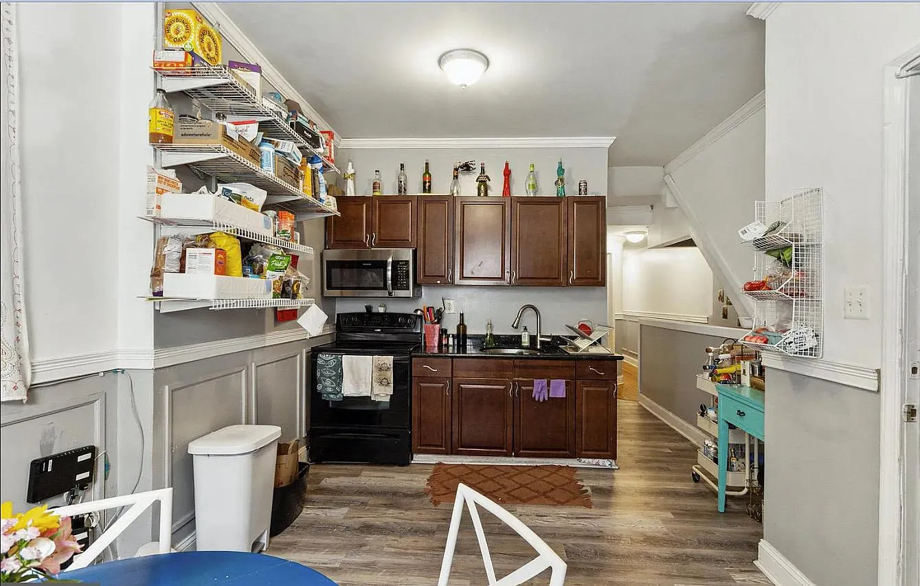5 bed, 1344 sqft, $520 — Photo 2