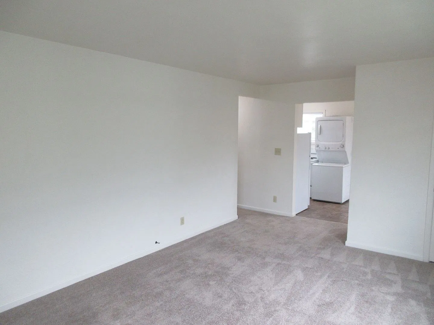 One Bedroom House, Water, Sewer and Garbage are Provided! — Photo 2