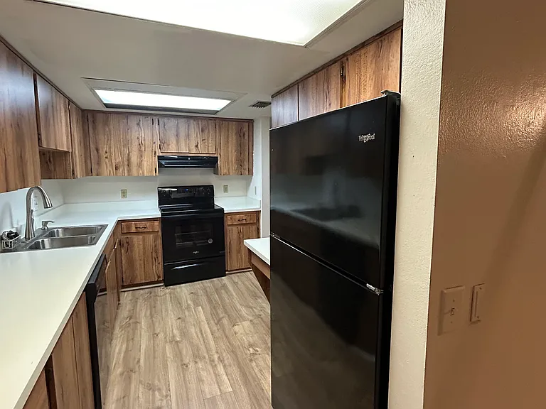5541 Bay Blvd #550 — Photo 8
