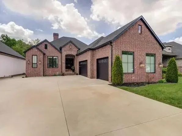 3802 E Cypress Point Street, Springfield, MO 65802