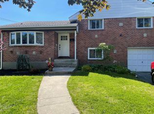 232 Vincent Dr, East Meadow, NY 11554