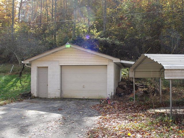 2nd image of 4034 Louden Rd