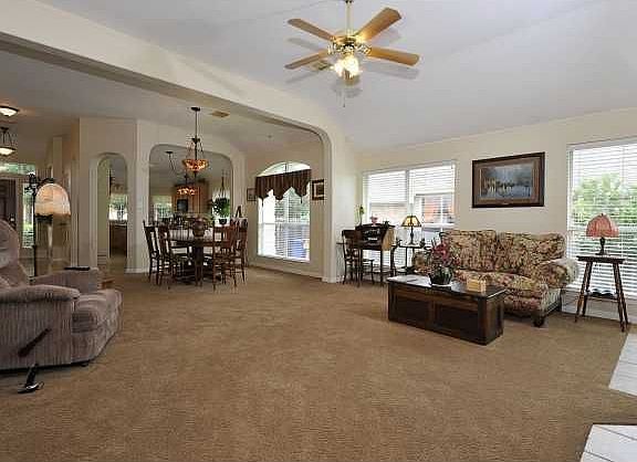 5th image of 1709 Chasewood Dr