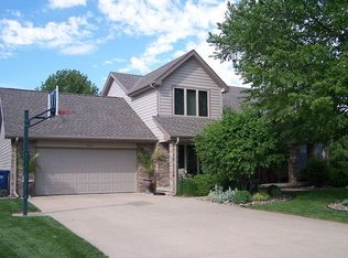 775 Saint Johns Ct, Crete, NE 68333