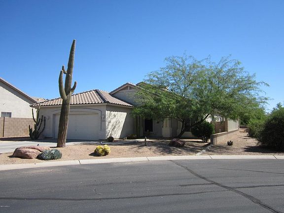 2nd image of 2303 N Adair Cir