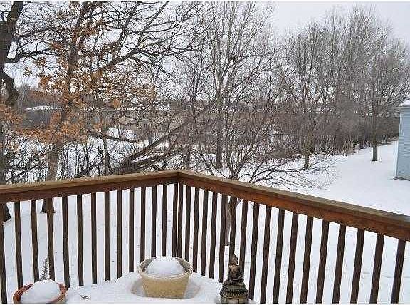 5th image of 981 Heritage Ct E