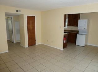 805 Oran Cir APT B, Bryan, TX 77801