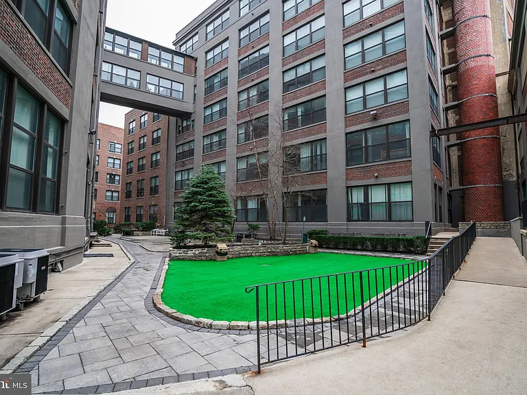 1100 S Broad St #99C — Photo 14