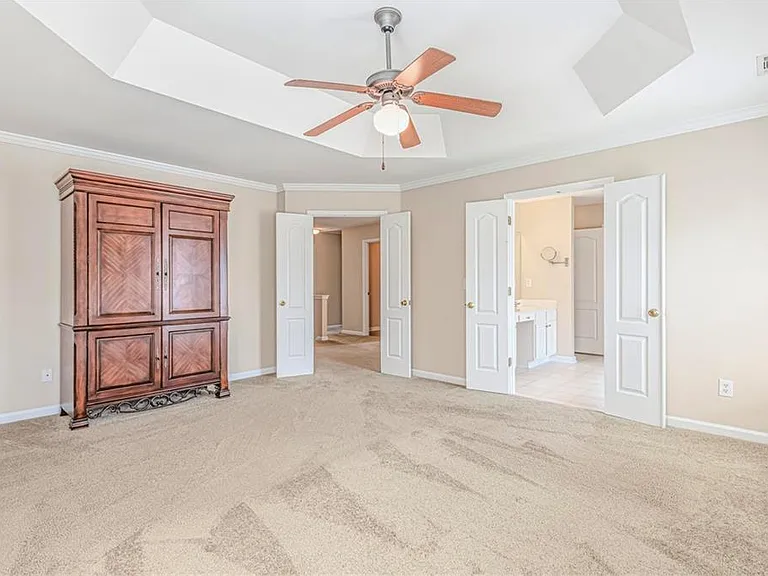 1807 Preserve Creek Way — Photo 16
