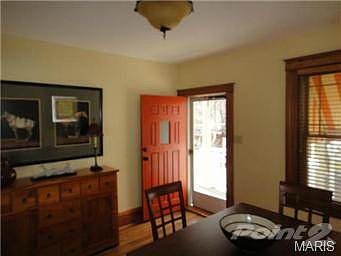 4th image of 2118 Alameda Ave