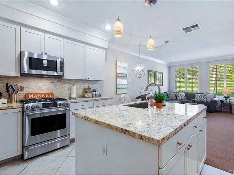 37 Quartz Ln — Photo 3