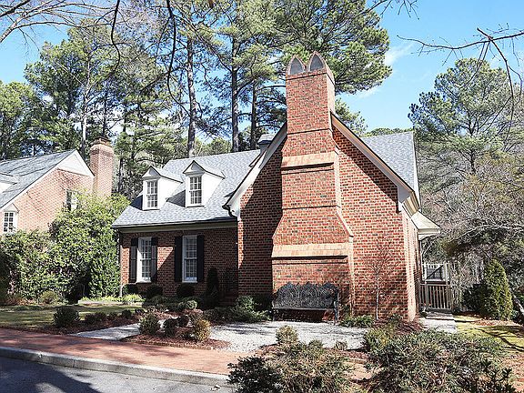 3rd image of 815 Marlowe Rd APT 10