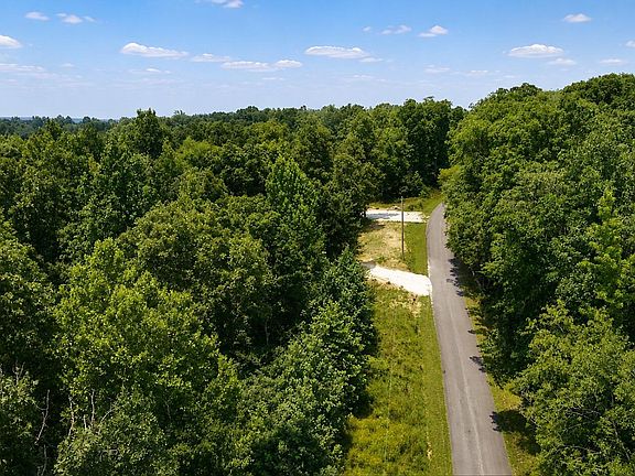 4th image of 1124 Lick Creek Boat Dock Loop